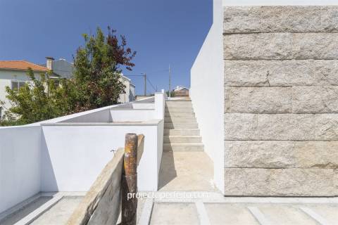 Moradia Isolada T3+1 Venda em São Félix da Marinha,Vila Nova de Gaia