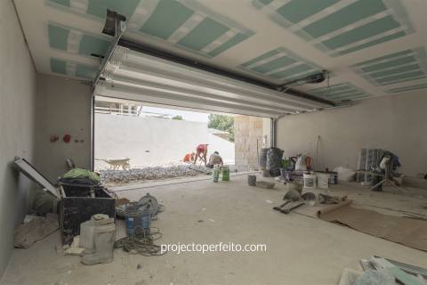 Moradia Isolada T3+1 Venda em São Félix da Marinha,Vila Nova de Gaia