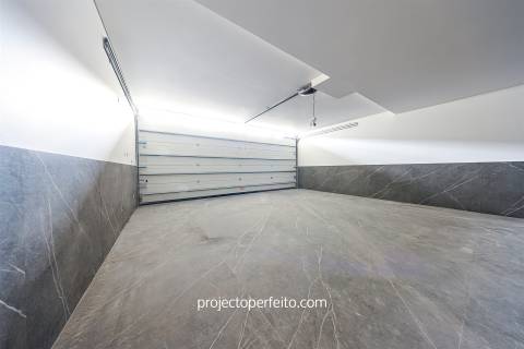 Moradia Geminada T3+1 Venda em Santa Maria da Feira, Travanca, Sanfins e Espargo,Santa Maria da Feira