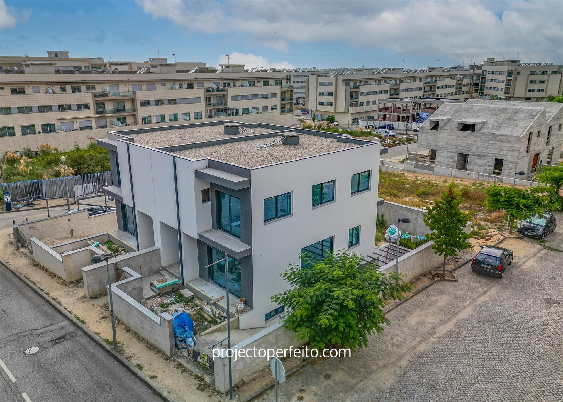 Moradia Geminada T3+1 Venda em Santa Maria da Feira, Travanca, Sanfins e Espargo,Santa Maria da Feira