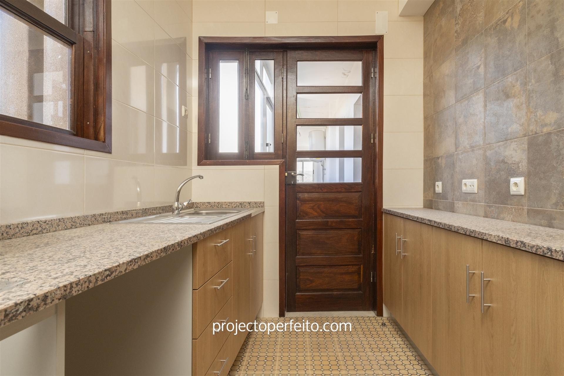 Apartamento T5 Arrendamento em Espinho,Espinho