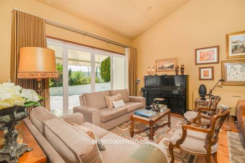 Moradia T4 Venda em Paços de Brandão,Santa Maria da Feira