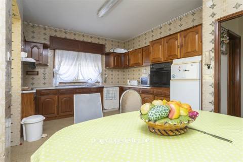 Moradia Isolada T4 Venda em Nogueira da Regedoura,Santa Maria da Feira