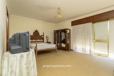 Moradia Isolada T4 Venda em Nogueira da Regedoura,Santa Maria da Feira