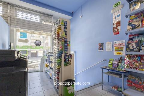 Papelaria/Tabacaria  Trespasse em Anta e Guetim,Espinho