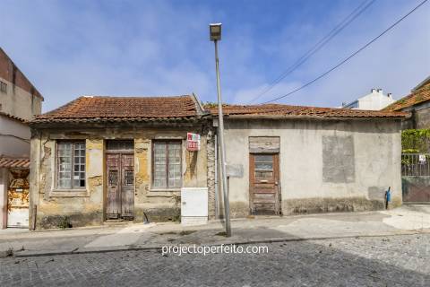 Moradia para Restaurar T5 Venda em Espinho,Espinho