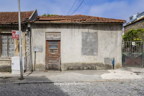 Moradia para Restaurar T5 Venda em Espinho,Espinho