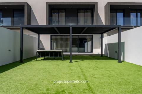 Moradia em Banda T3 Venda em Esmoriz,Ovar