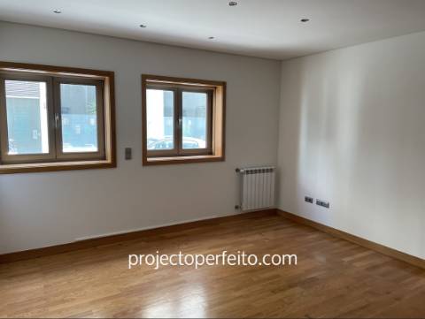 Apartamento T2 Arrendamento em Espinho,Espinho