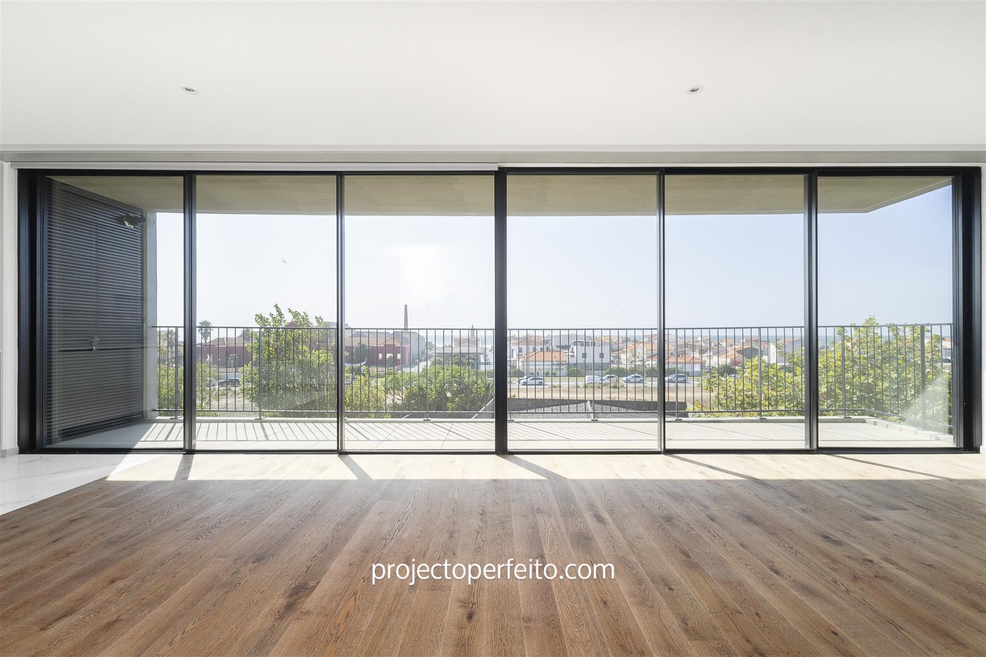Apartamento T3 Arrendamento em Espinho,Espinho