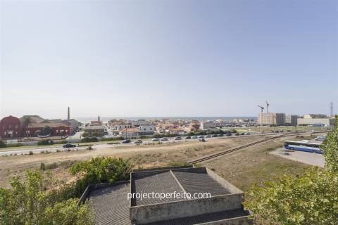 Apartamento T3 Arrendamento em Espinho,Espinho