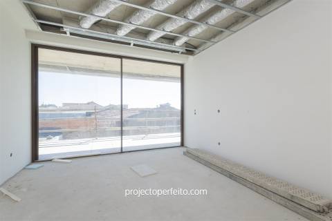 Moradia Isolada T4 Venda em Arcozelo,Vila Nova de Gaia