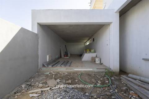 Moradia Isolada T4 Venda em Arcozelo,Vila Nova de Gaia
