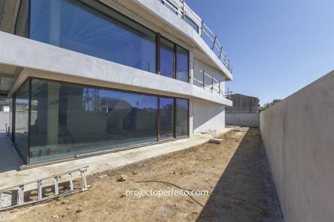 Moradia Isolada T4 Venda em Arcozelo,Vila Nova de Gaia