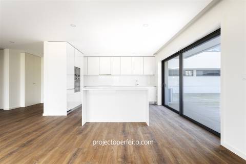 Apartamento T3 Venda em São João da Madeira,São João da Madeira