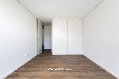 Apartamento T3 Venda em São João da Madeira,São João da Madeira