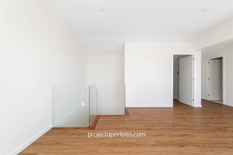 Apartamento T4 DUPLEX Venda em Silvalde,Espinho