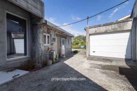 Moradia para Restaurar T3 Venda em Serzedo e Perosinho,Vila Nova de Gaia