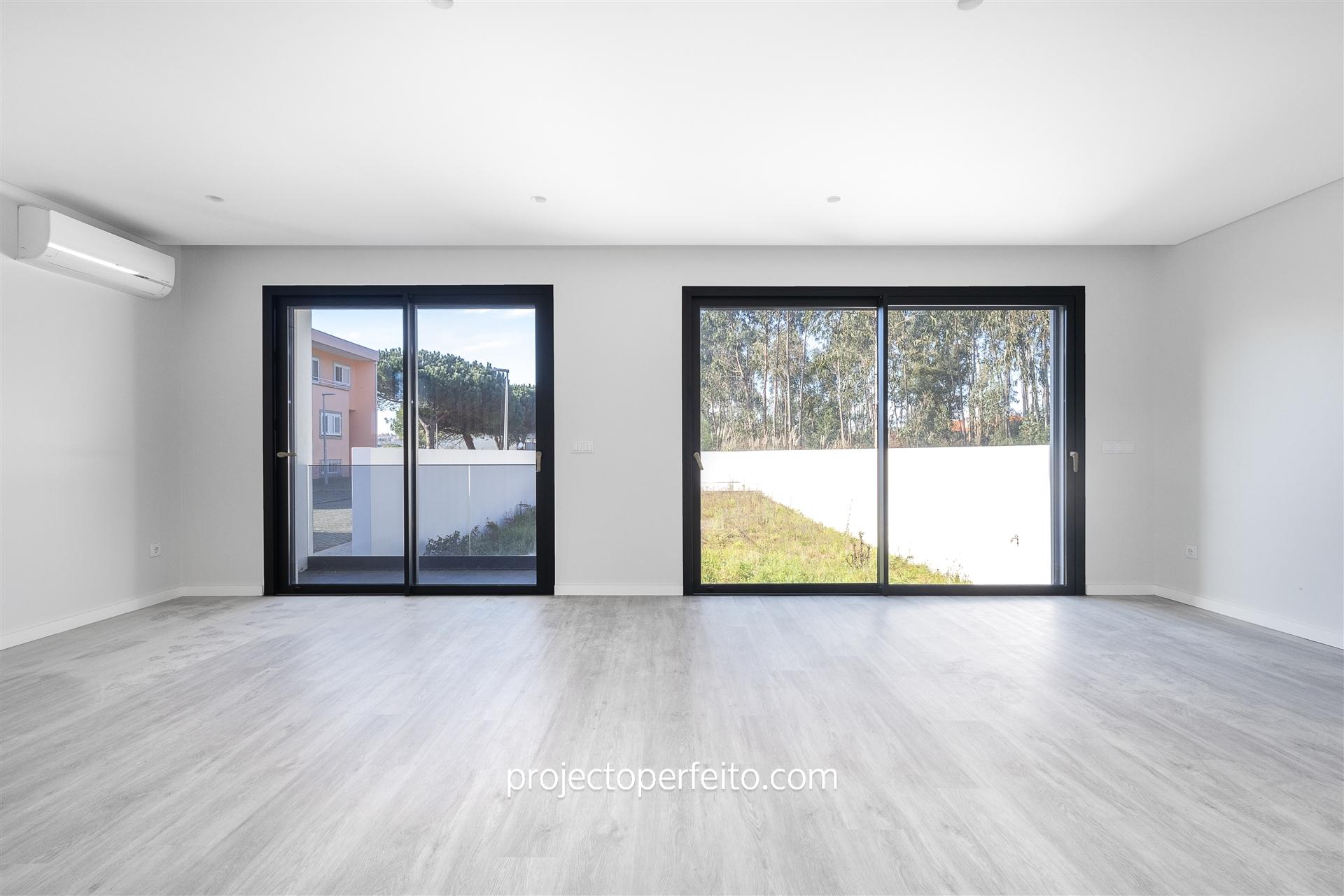 Moradia T4 Venda em Anta e Guetim,Espinho