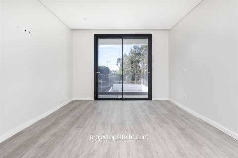 Moradia T4 Venda em Anta e Guetim,Espinho