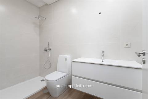 Moradia T4 Venda em Anta e Guetim,Espinho