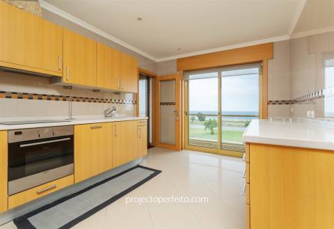 Apartamento T2 Arrendamento em São Félix da Marinha,Vila Nova de Gaia