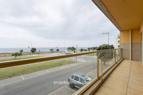 Apartamento T2 Arrendamento em São Félix da Marinha,Vila Nova de Gaia