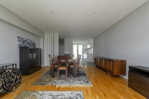 Apartamento T4 Arrendamento em Espinho,Espinho