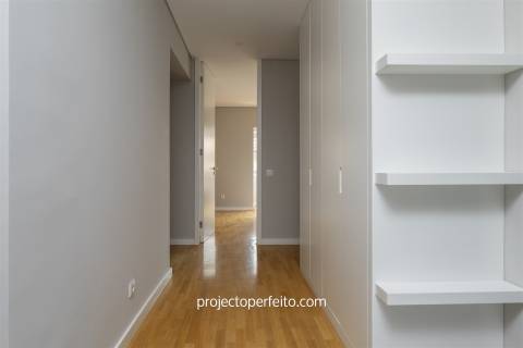 Apartamento T4 Arrendamento em Espinho,Espinho