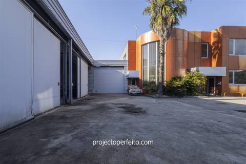 Fábrica/Indústria  Arrendamento em Lourosa,Santa Maria da Feira