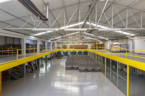 Fábrica/Indústria  Arrendamento em Lourosa,Santa Maria da Feira