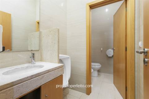 Fábrica/Indústria  Arrendamento em Lourosa,Santa Maria da Feira