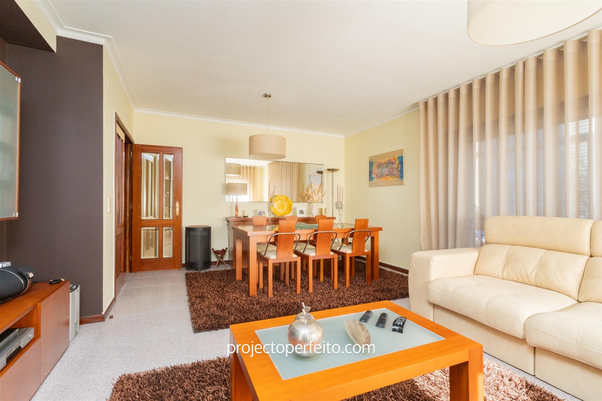 Apartamento T2 Venda em Mafamude e Vilar do Paraíso,Vila Nova de Gaia