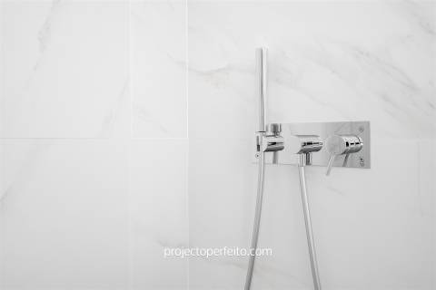 Penthouse T4 Nova com vistas fabulosas de Mar no coração de Espinho!