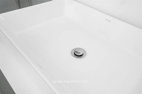 Penthouse T4 Nova com vistas fabulosas de Mar no coração de Espinho!