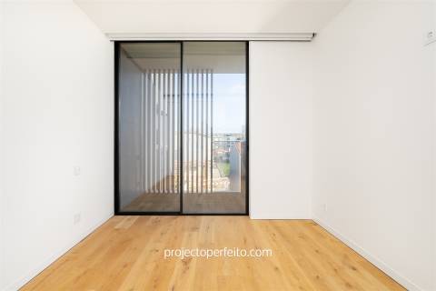 Penthouse T4 Nova com vistas fabulosas de Mar no coração de Espinho!