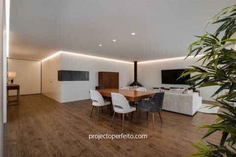 Moradia Isolada T3 Venda em Mozelos,Santa Maria da Feira