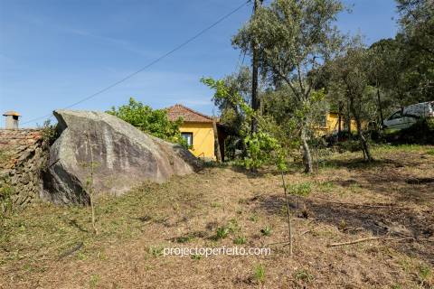 Quintinha T2 Venda em Oliveira do Douro,Cinfães