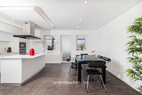 Apartamento T3 Venda em Santa Maria da Feira, Travanca, Sanfins e Espargo,Santa Maria da Feira