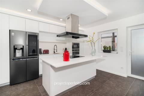 Apartamento T3 Venda em Santa Maria da Feira, Travanca, Sanfins e Espargo,Santa Maria da Feira