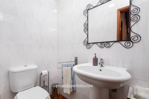 Moradia em Banda T3 Venda em Nogueira da Regedoura,Santa Maria da Feira