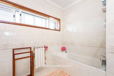 Moradia em Banda T3 Venda em Nogueira da Regedoura,Santa Maria da Feira