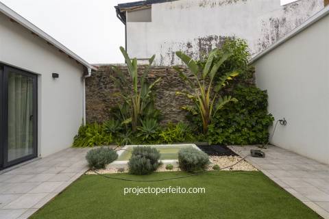 Moradia T4 Venda em Anta e Guetim,Espinho