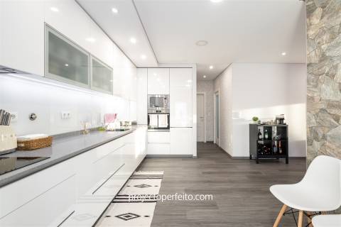 Apartamento T2 Venda em Santa Maria de Lamas,Santa Maria da Feira