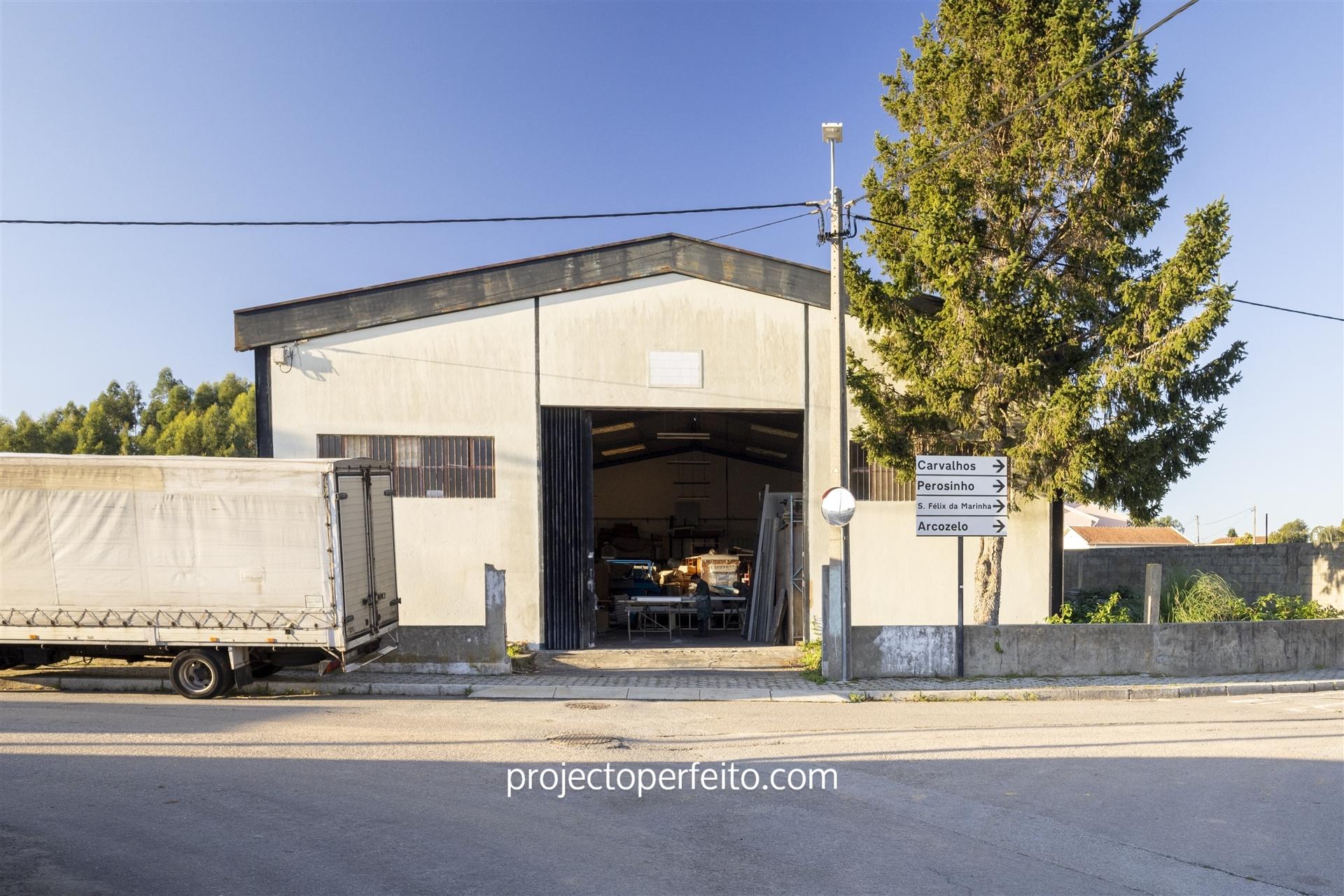 Armazém  Venda em Serzedo e Perosinho,Vila Nova de Gaia