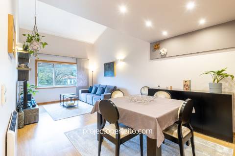 Apartamento T2+1 Triplex Venda em Canelas,Vila Nova de Gaia