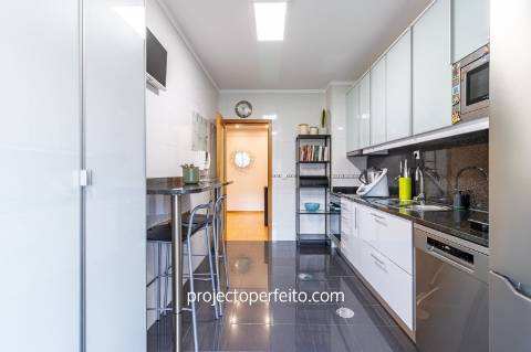 Apartamento T2+1 Triplex Venda em Canelas,Vila Nova de Gaia