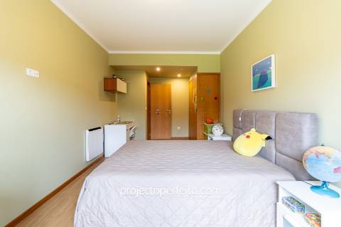 Apartamento T2+1 Triplex Venda em Canelas,Vila Nova de Gaia