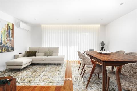 Apartamento T3 DUPLEX Venda em Espinho,Espinho