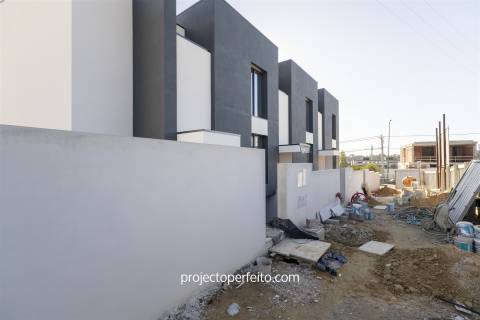 Moradia em Banda T3 Venda em Madalena,Vila Nova de Gaia